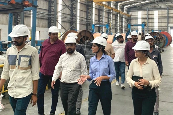 Strengthening Connections with Surat’s Top Contractors